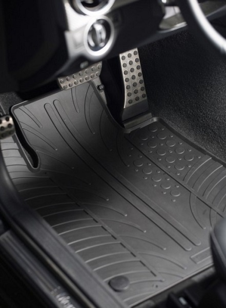 Car rubber floor mats