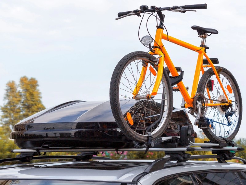 Roof bars as an external transport system