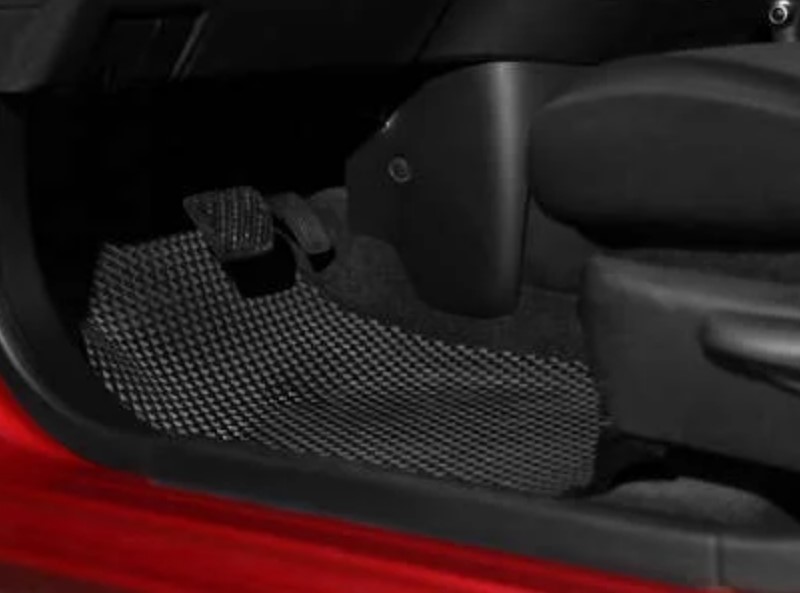Car rubber mats offer better protection