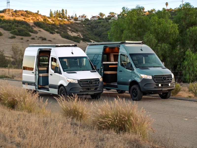 choosing roof racks for commercial vehicles