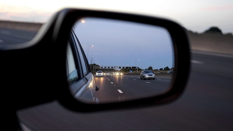 Car rear view mirror