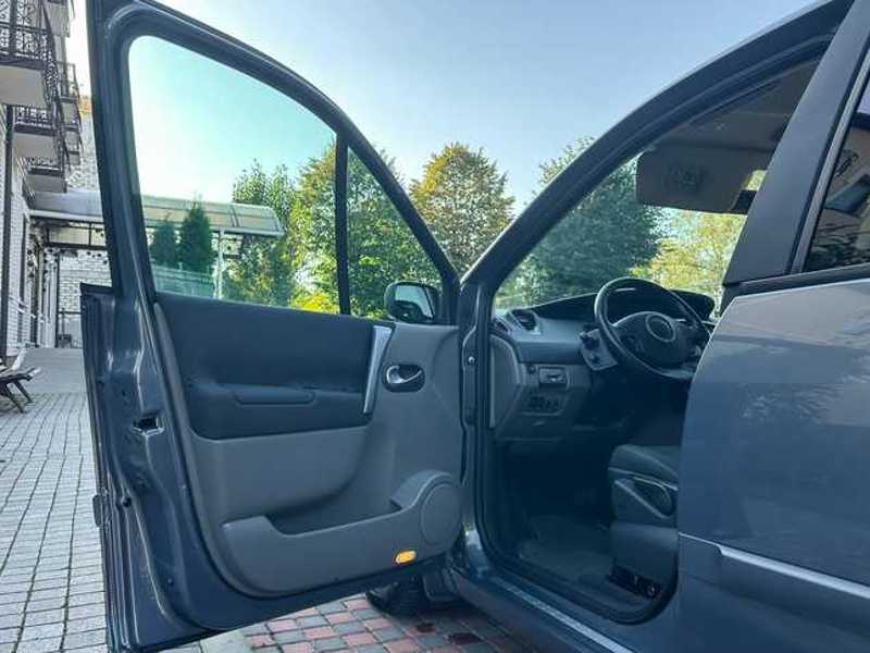 installing an protector for car sill